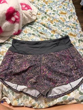 lululemon speed up mid-rise line shorts — 4”